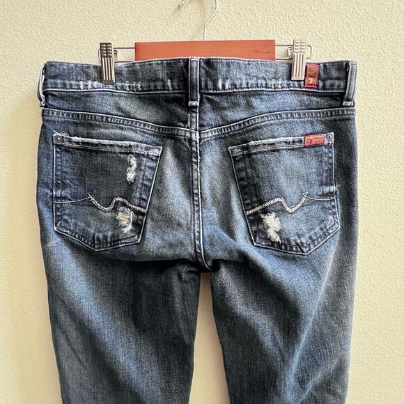 7 For All Mankind Bootcut Mid Rise Women's Jean Size 29 Light Distressed Denim - Picture 4 of 9